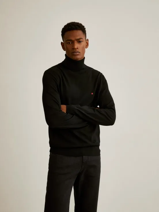 100% wool turtleneck sweater