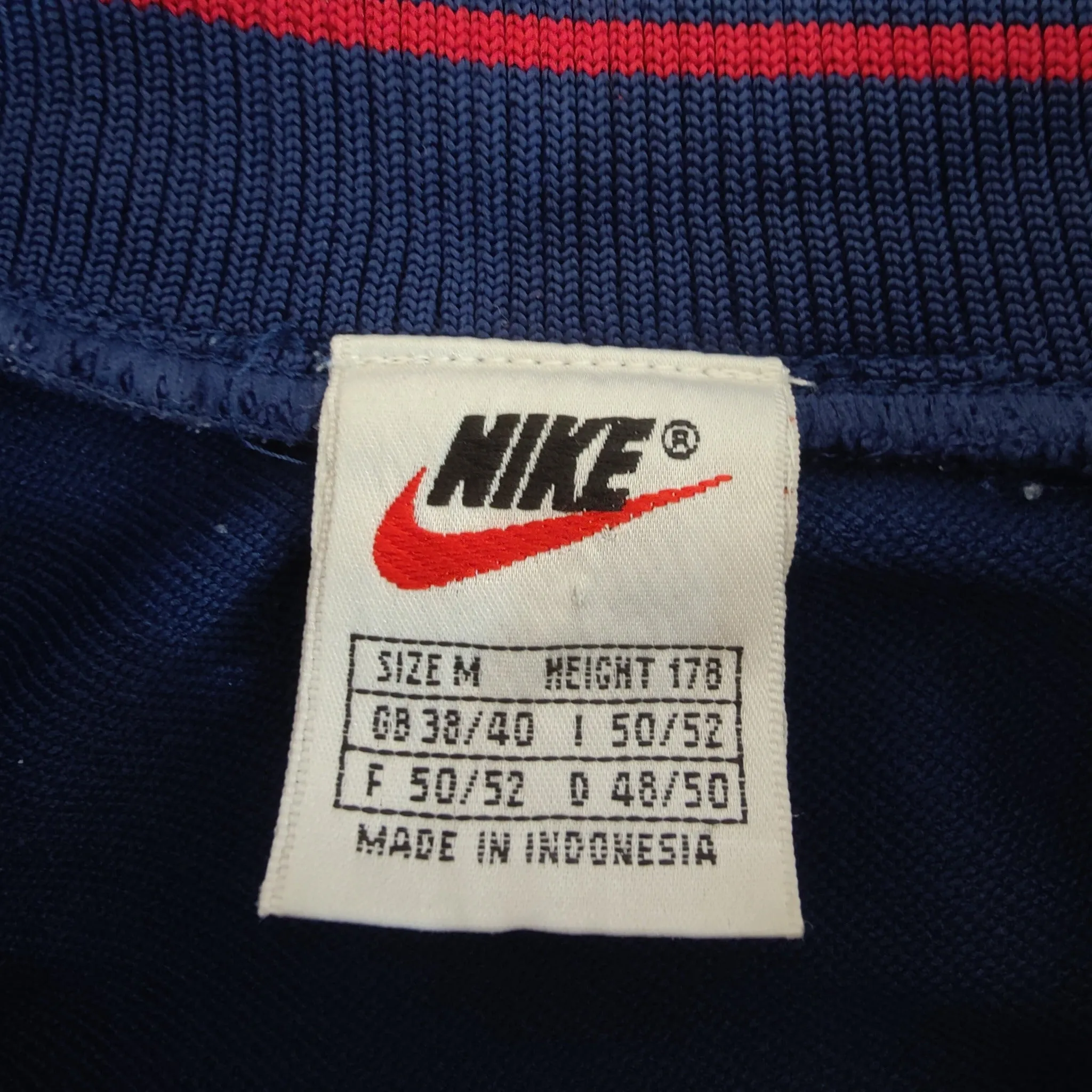 1998-00 FC Barcelona Nike jacket