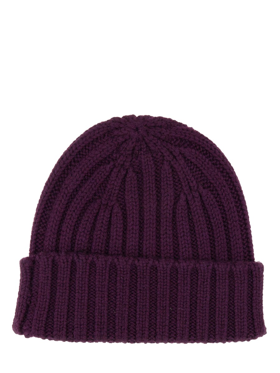 Aspesi wool beanie hat.