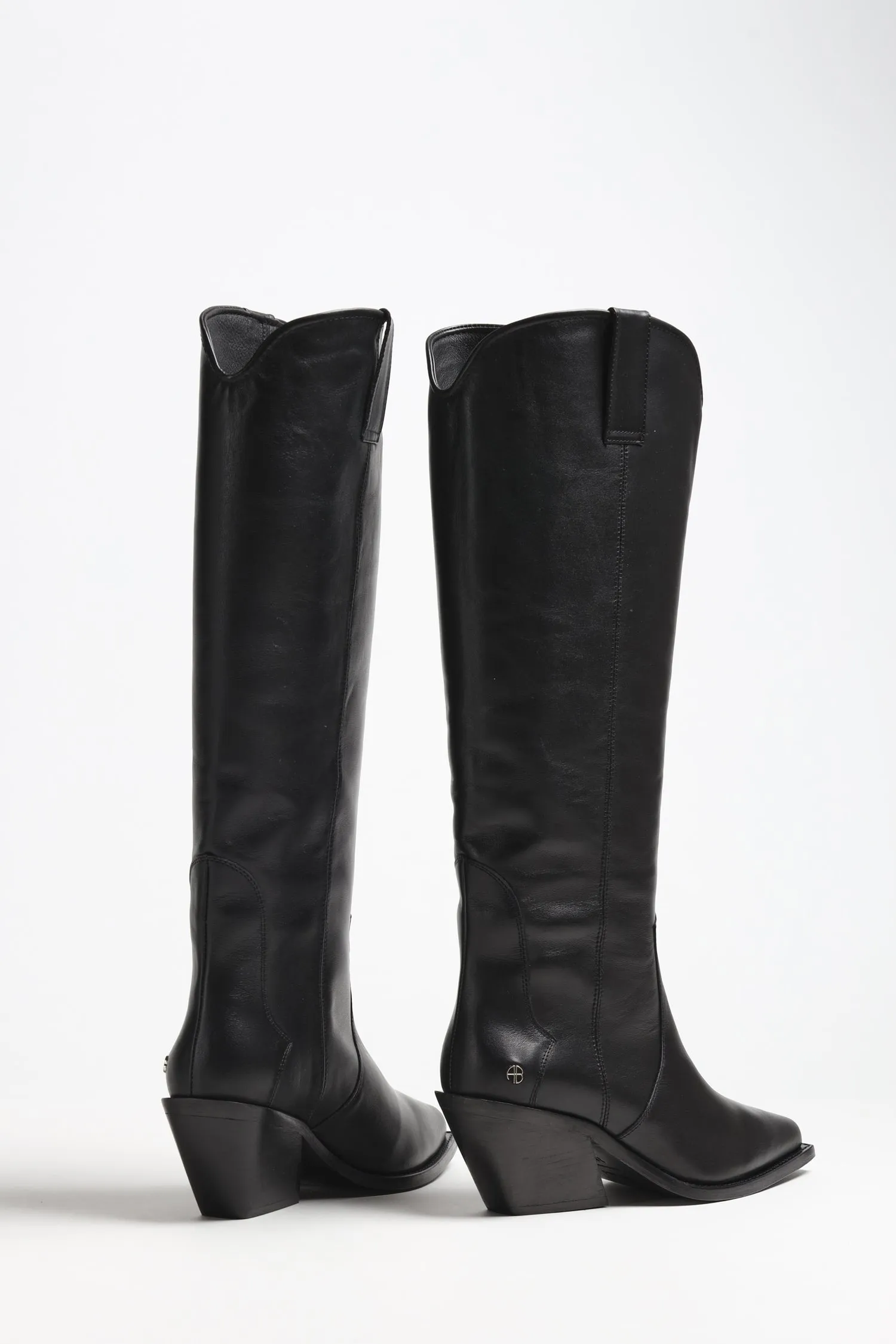 Boots Tania Tall in Schwarz