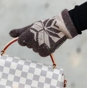 Brown Winter Mittens Gloves - Warm & Cozy Accessories