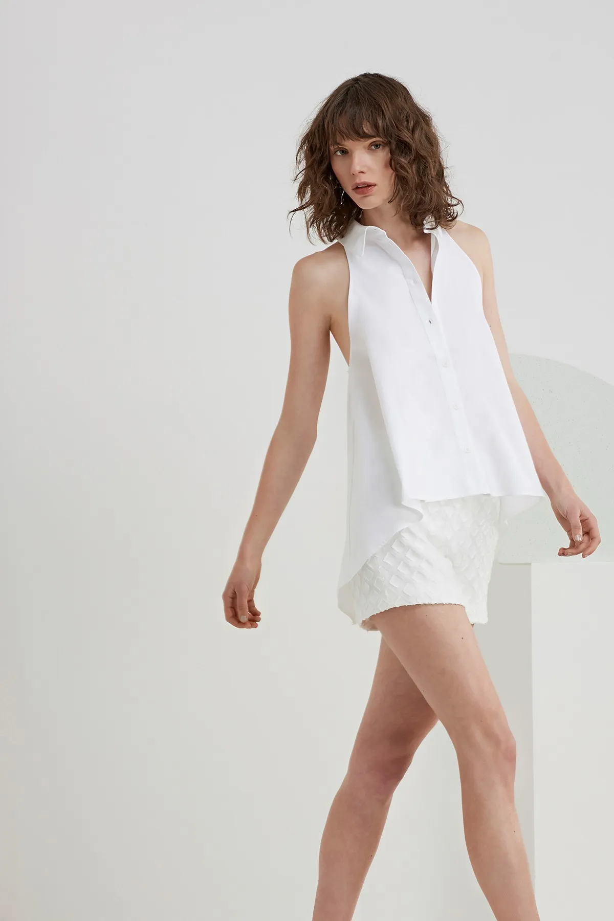 Cameo the Label  |Sleeveless Plain Cotton Medium Oversized Elegant Style