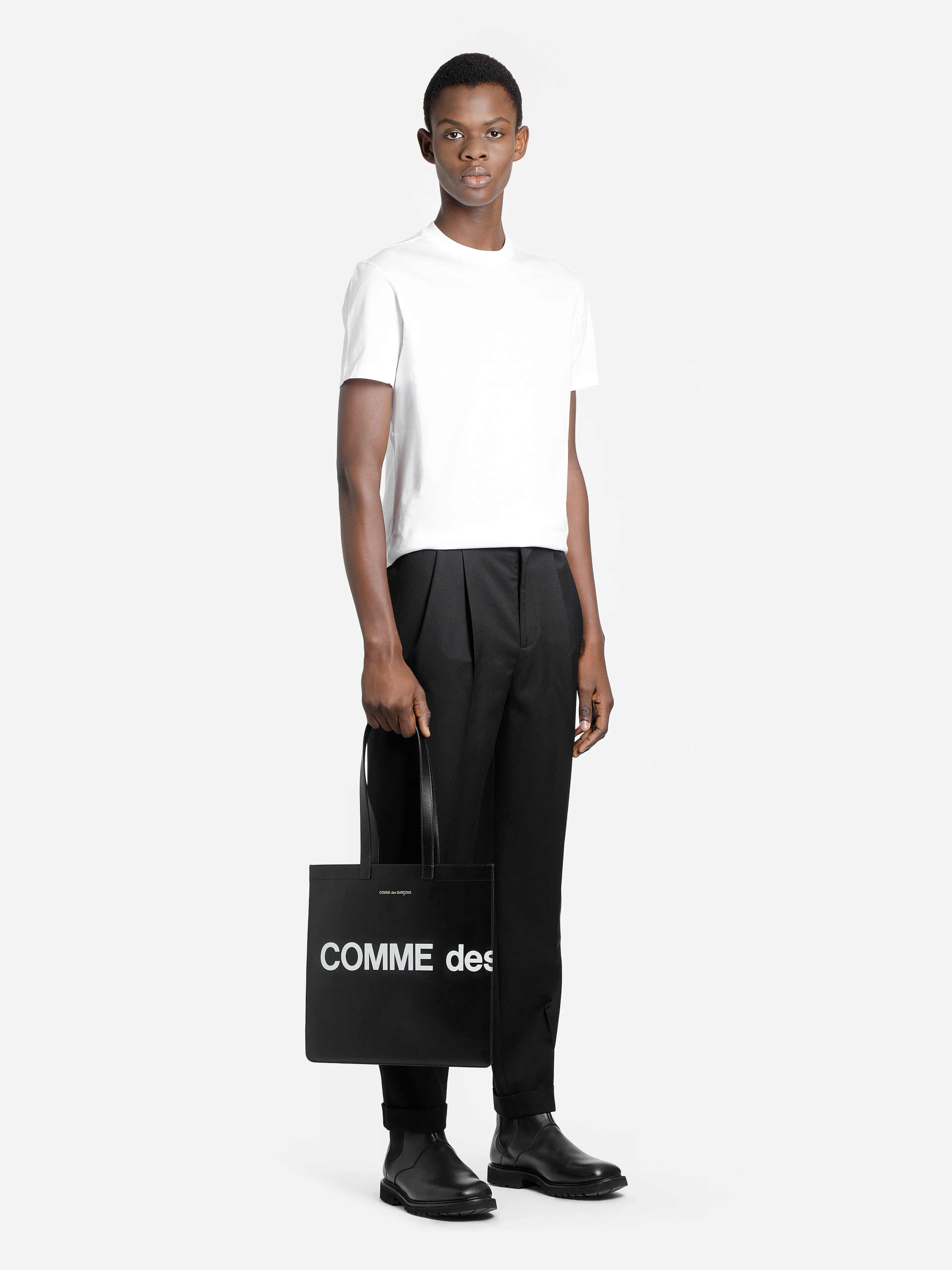 comme des garçons wallet huge logo tote bag