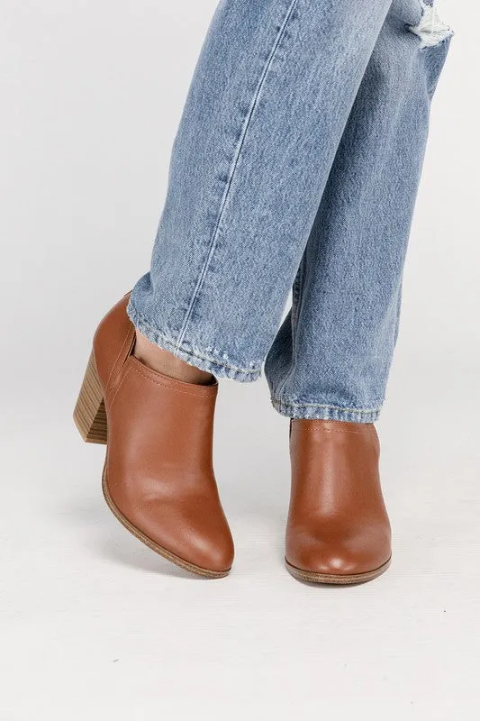 Gamey Ankle Boots