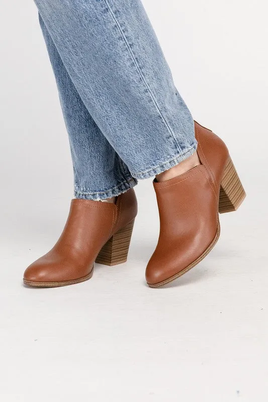 Gamey Ankle Boots