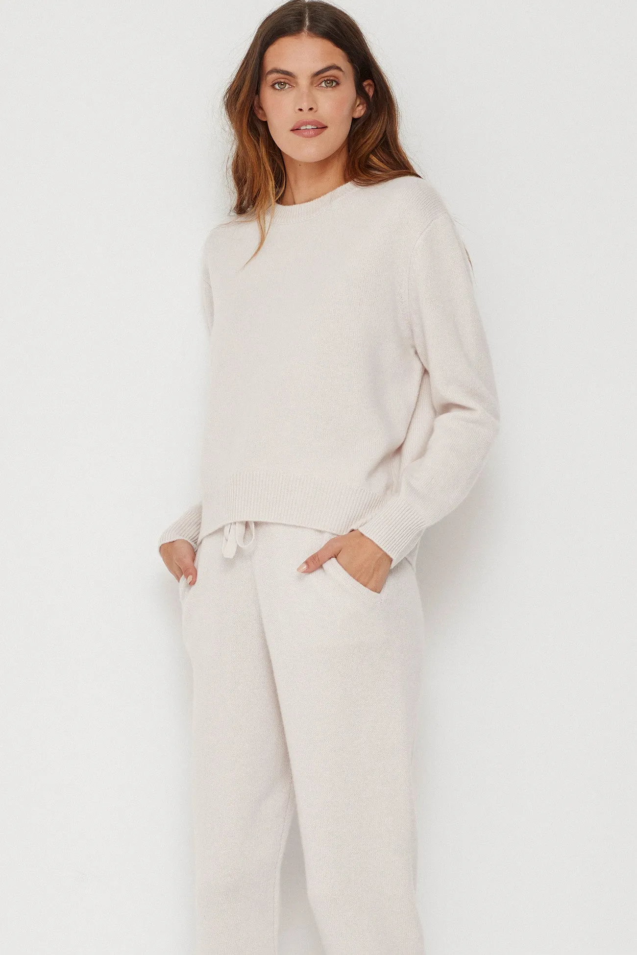 KAIA CREWNECK CASHMERE SWEATER