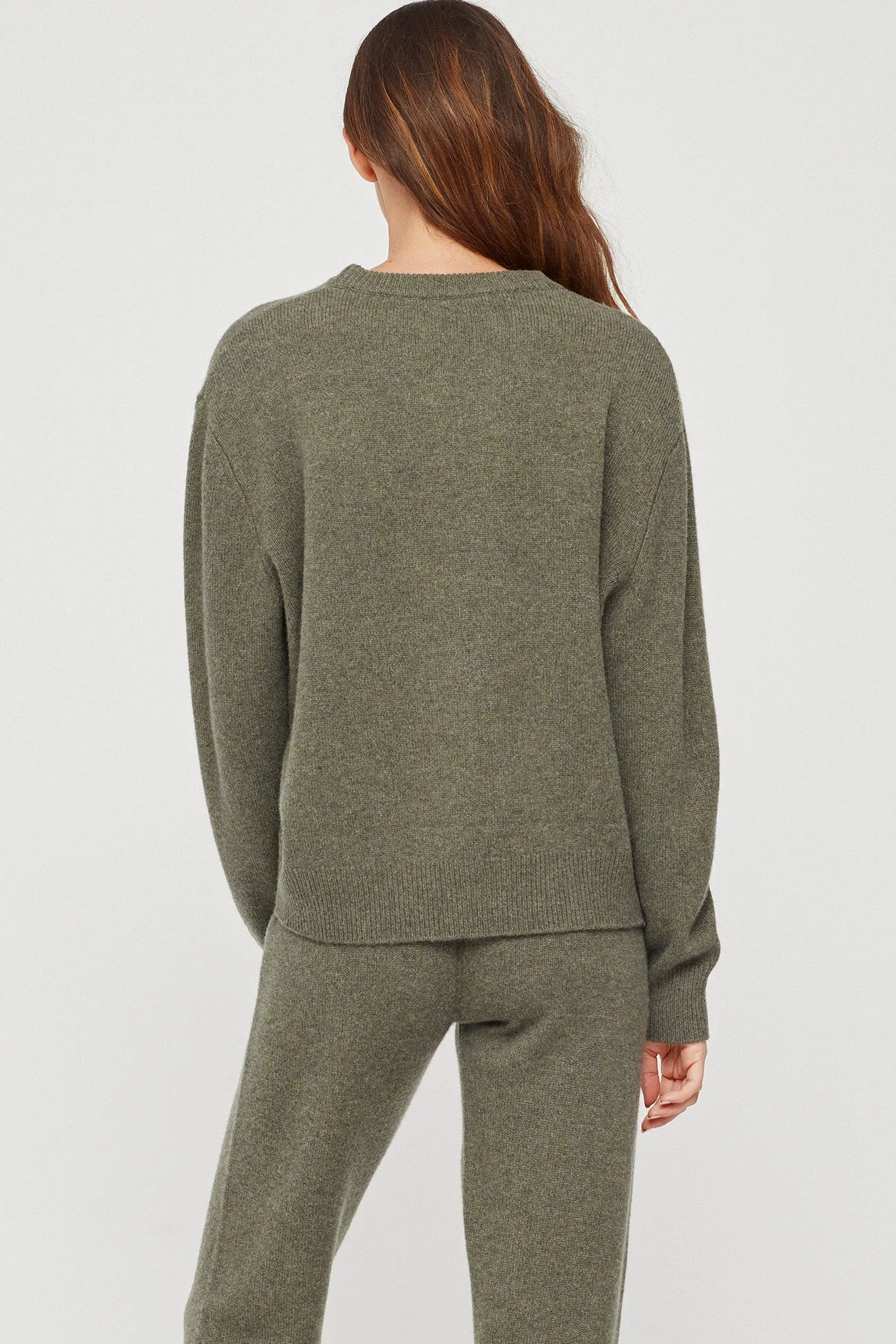 KAIA CREWNECK CASHMERE SWEATER