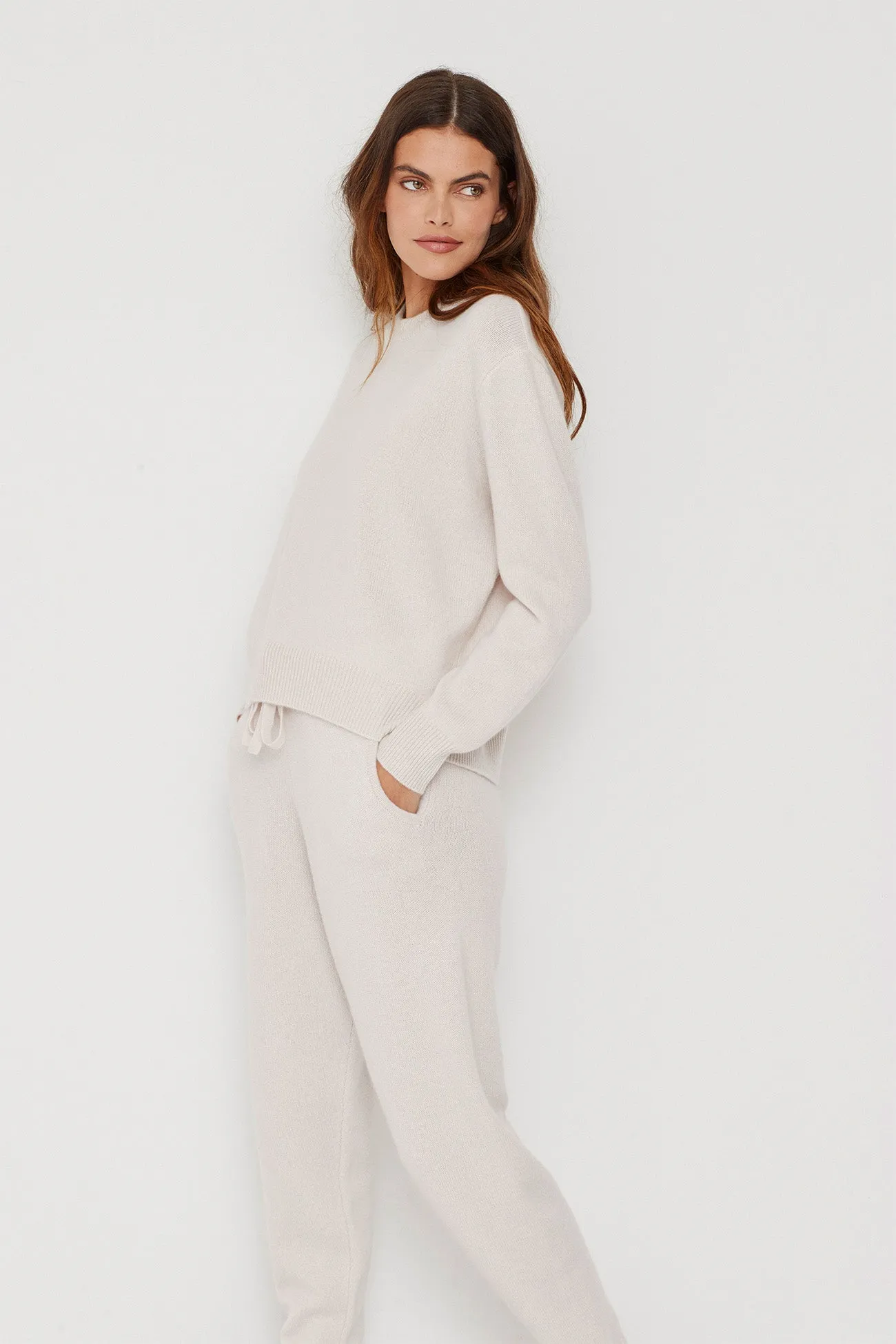 KAIA CREWNECK CASHMERE SWEATER