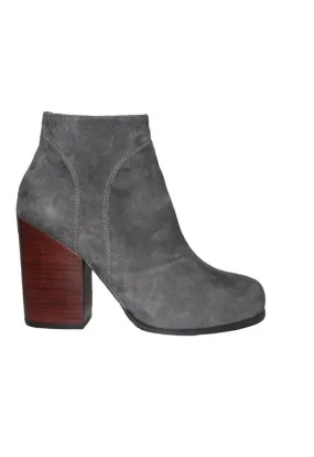 Kixters Chelsea - Grey Suede Side Zip Block Heel Boot