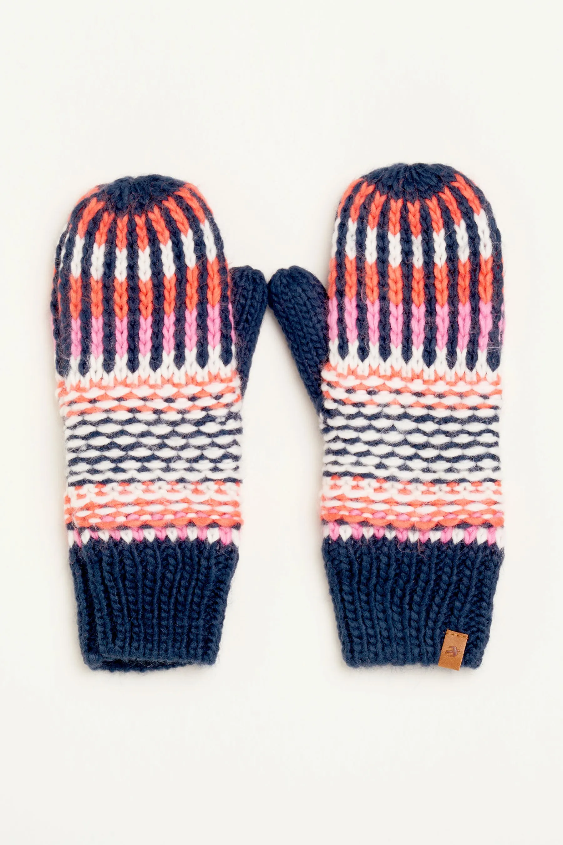 Knitted Gloves with Textured Stripes