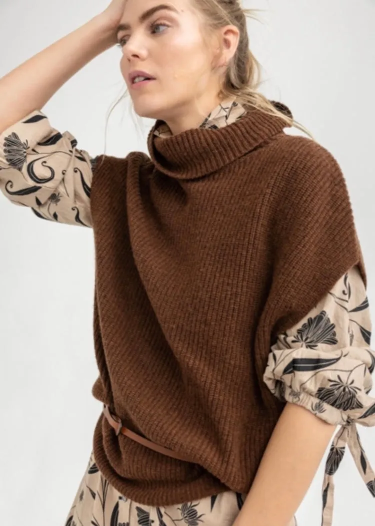 Lilla P | Ribbed Turtleneck Sweater