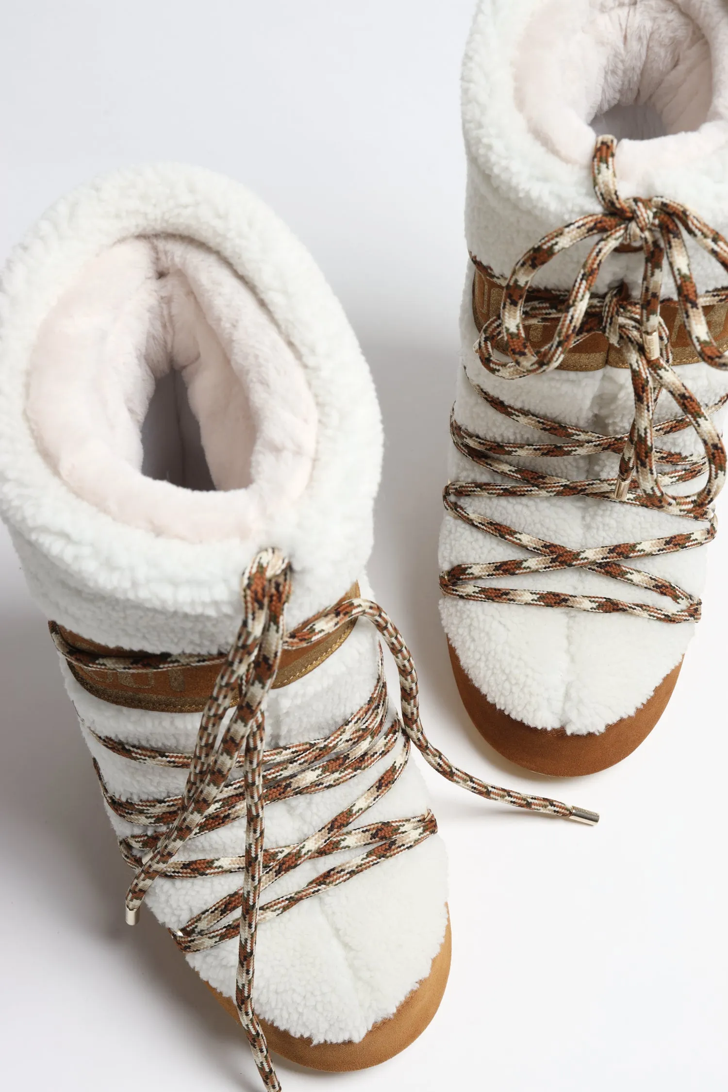 Moon Boots Icon Shearling in Whiskey/Off-White