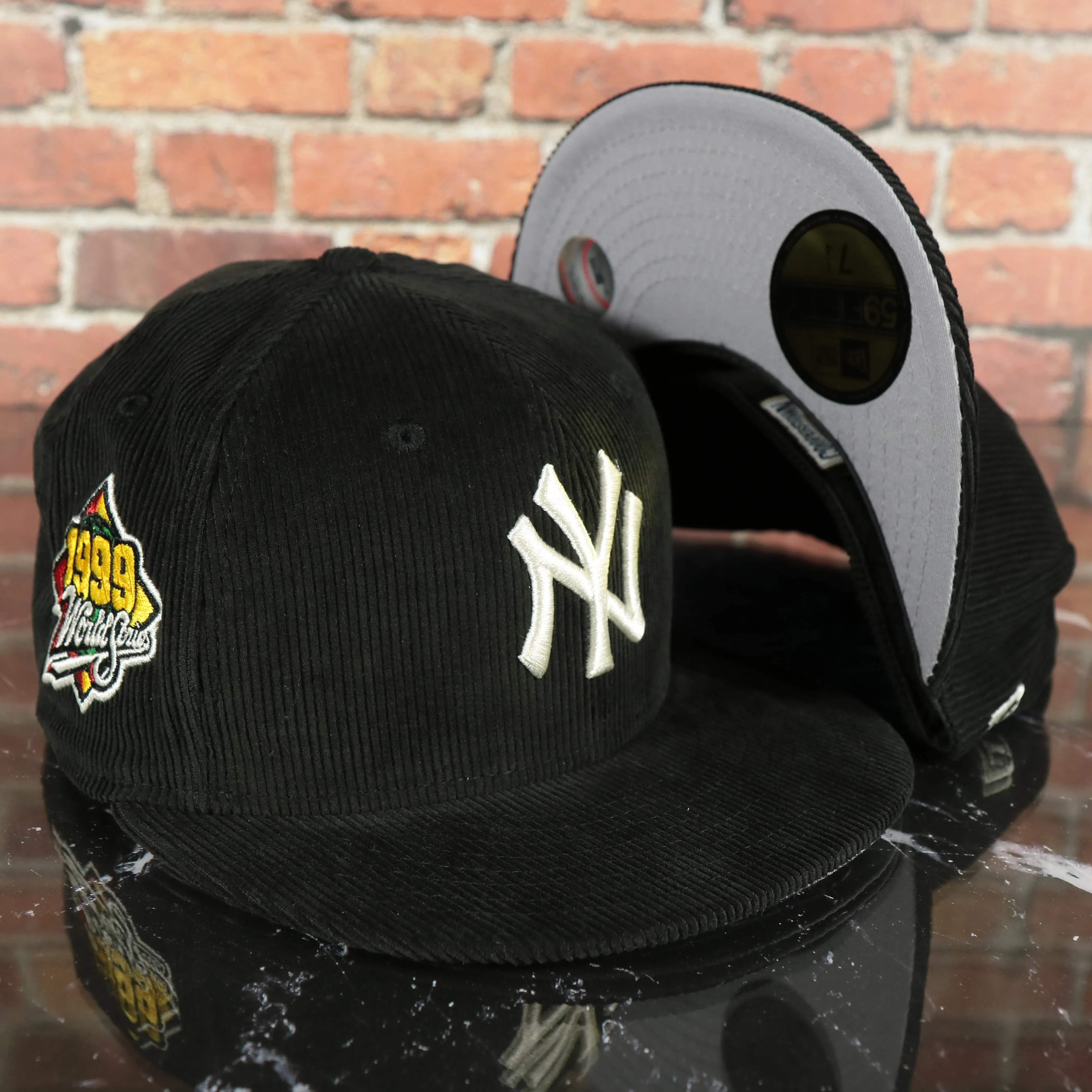 New York Yankees 1999 World Series Side Patch Corduroy Fitted Cap - Gray Bottom | Corduroy Fitted Pack