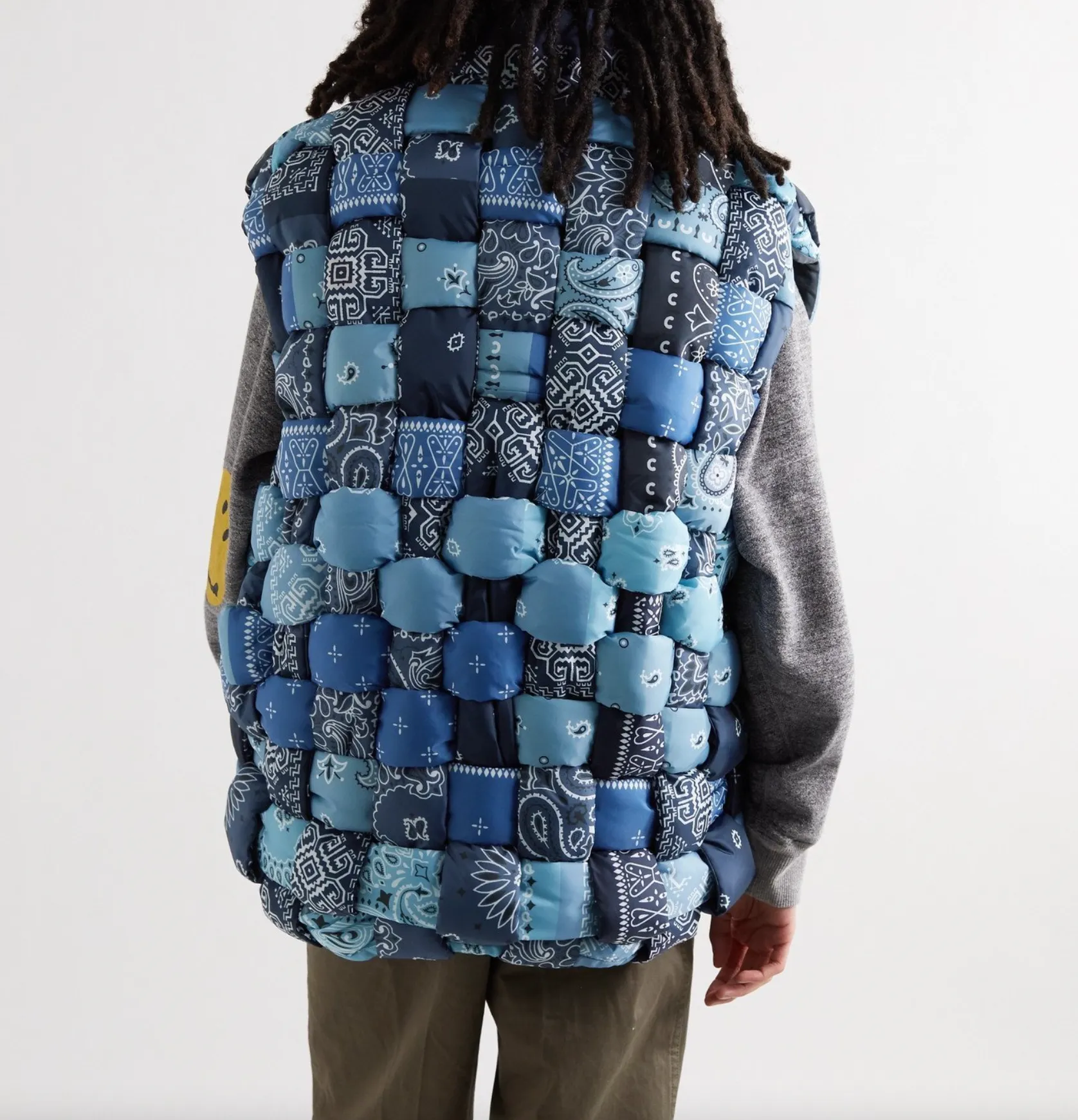 Nylon Vest with Blue Bandana Print - Keel-Weaving Design