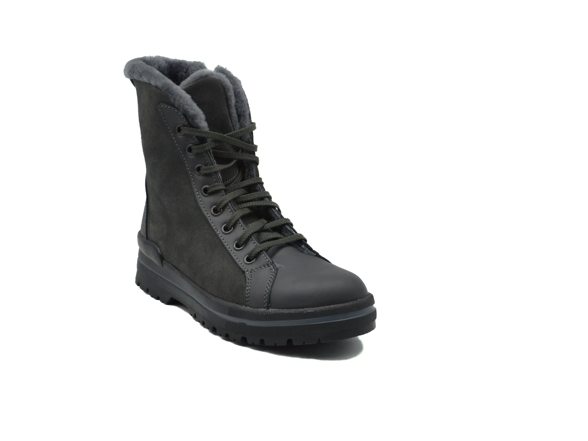 OLANG Zaide Anthracite could be rewritten as OLANG Zaide Anthracite shoes for better Google SEO optimization.