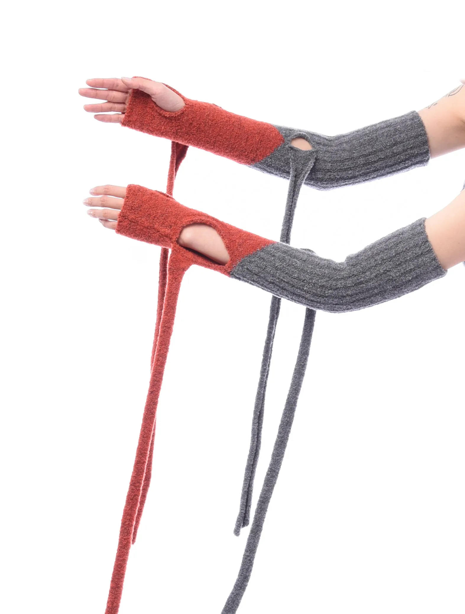 Ottolinger red boucle knit wrap gloves.