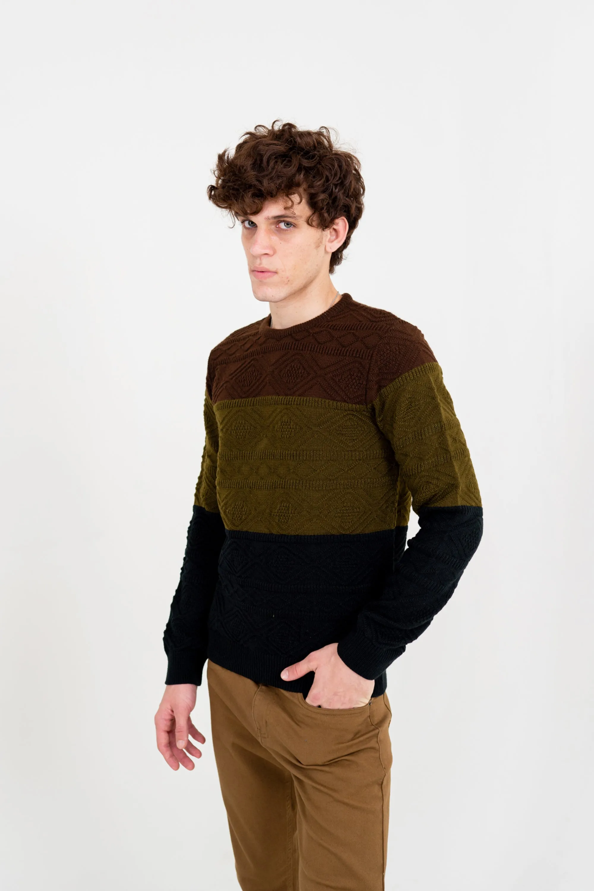 Pattern Cable Knit Sweater