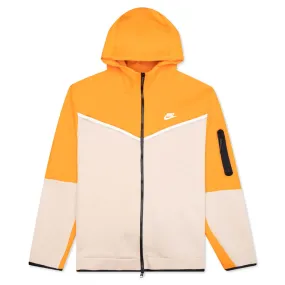 Sportswear Tech Fleece Hoodie | Kumquat/Sanddrift - Full Zip Up |