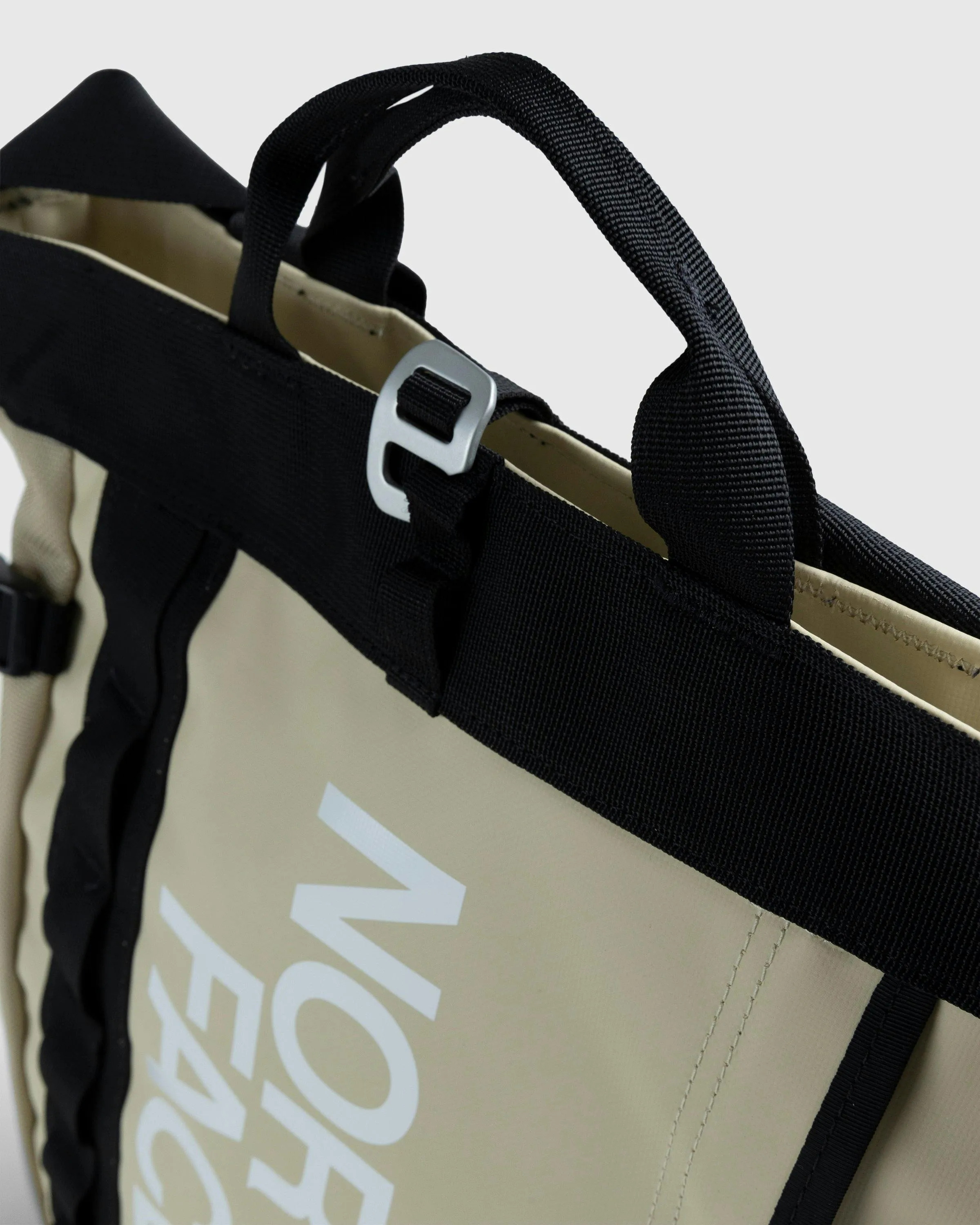 The North Face – Base Camp Tote Bag Gravel/Black | Highsnobiety Shop