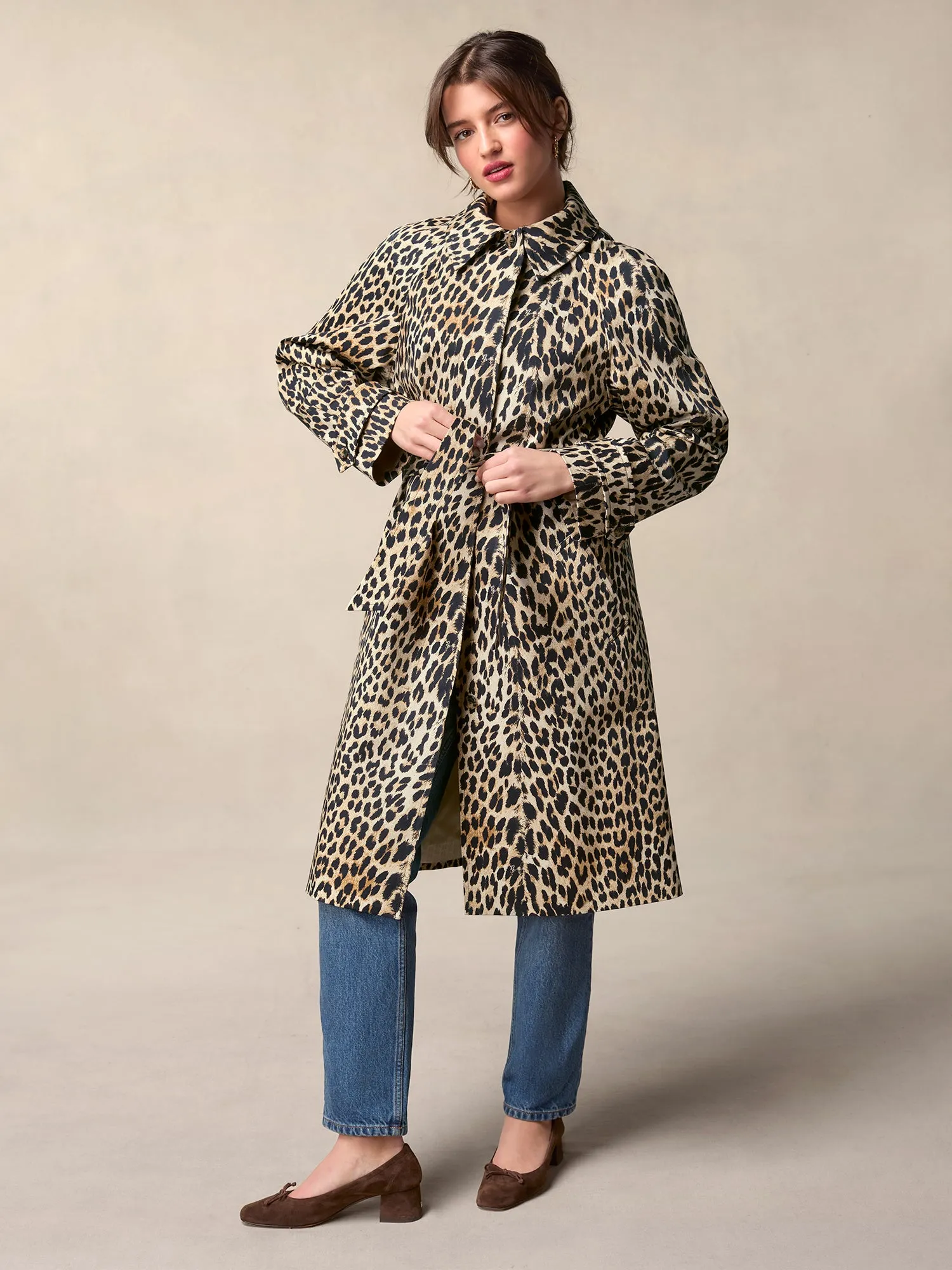 Trench Finn - Google SEO Result: Explore the Latest Collection of Trench Finn Pieces for Your Wardrobe